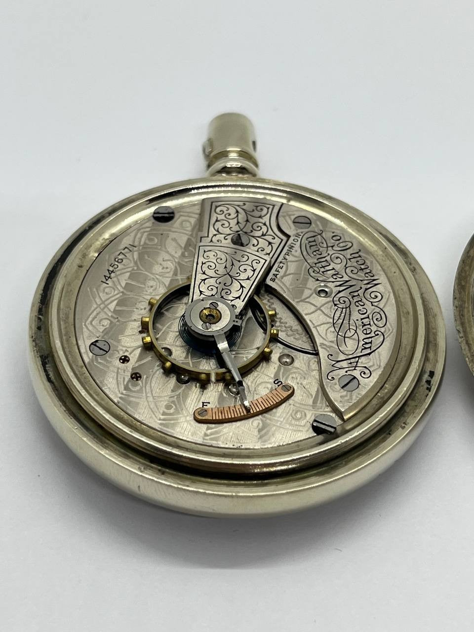 Waltham pocket watch 18s
